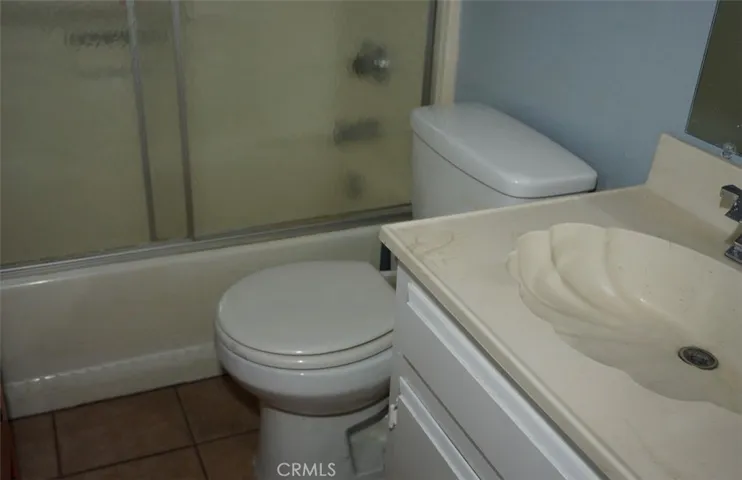 Original bathroom Picture
