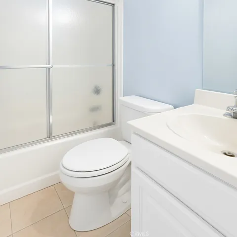 AI Modified bathroom picture look below for original bathroom picture