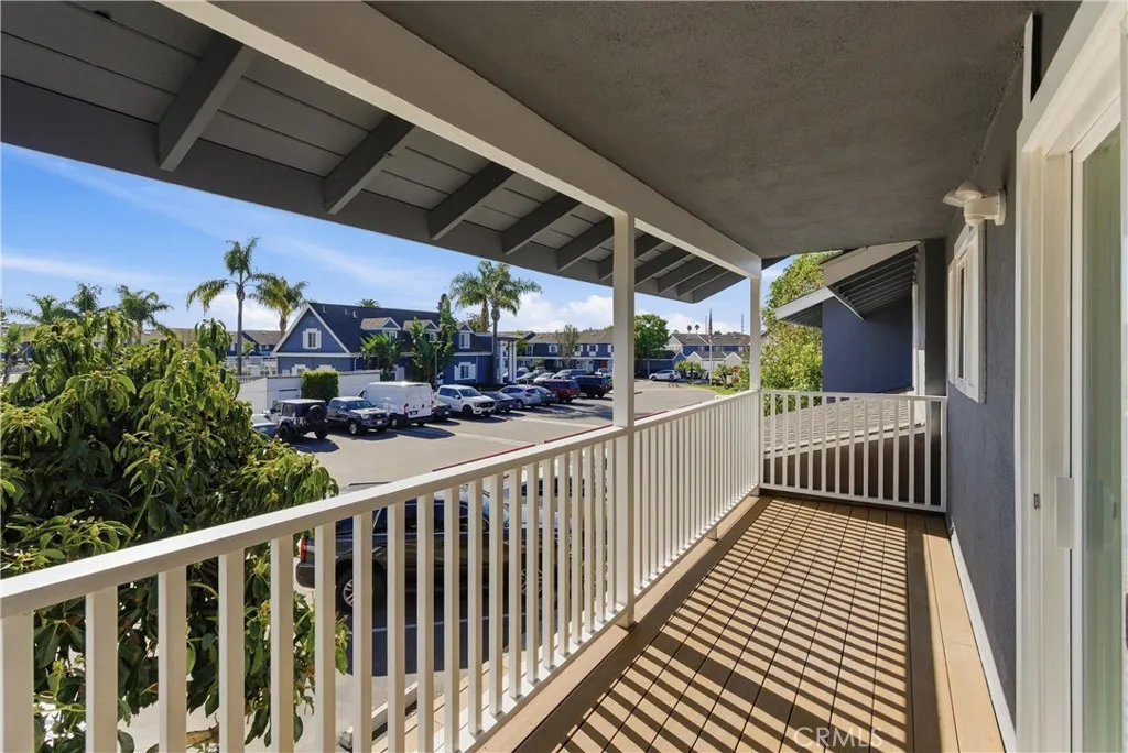 157 Yorktown, Costa Mesa, California 92626 home-pic-23