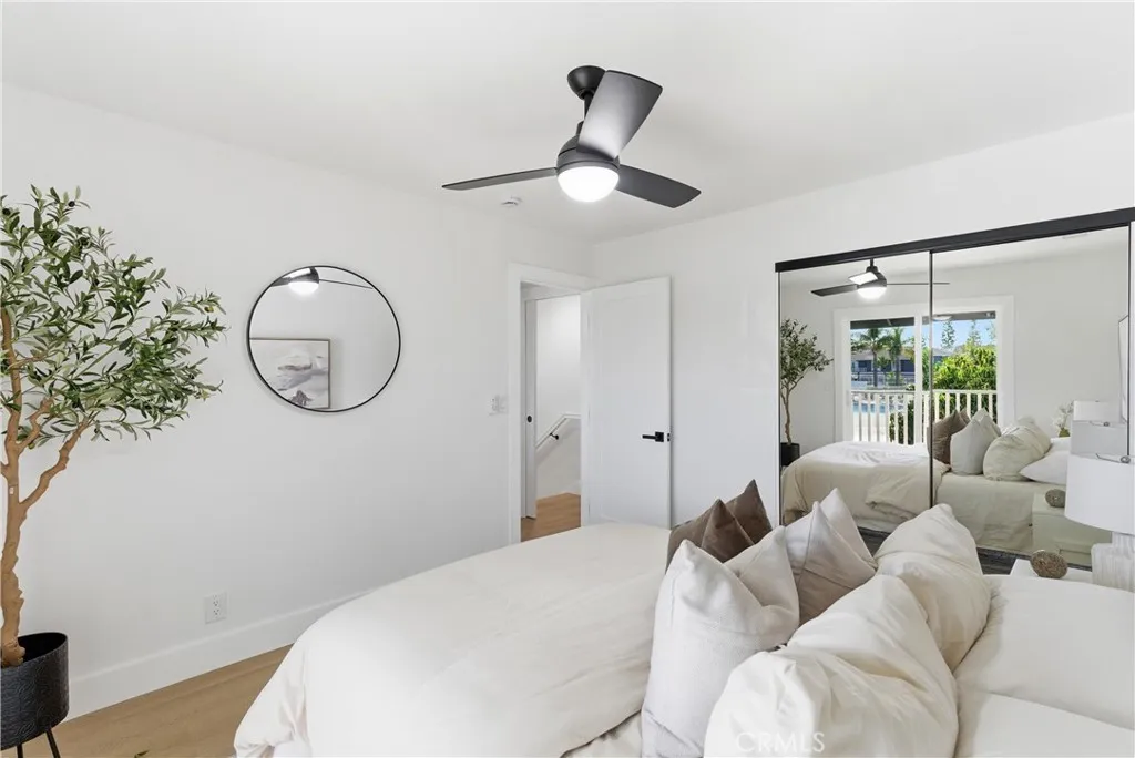 157 Yorktown, Costa Mesa, California 92626 home-pic-21