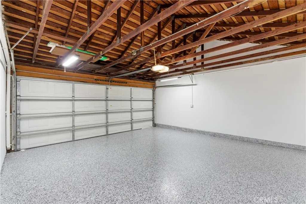 157 Yorktown, Costa Mesa, California 92626 home-pic-25