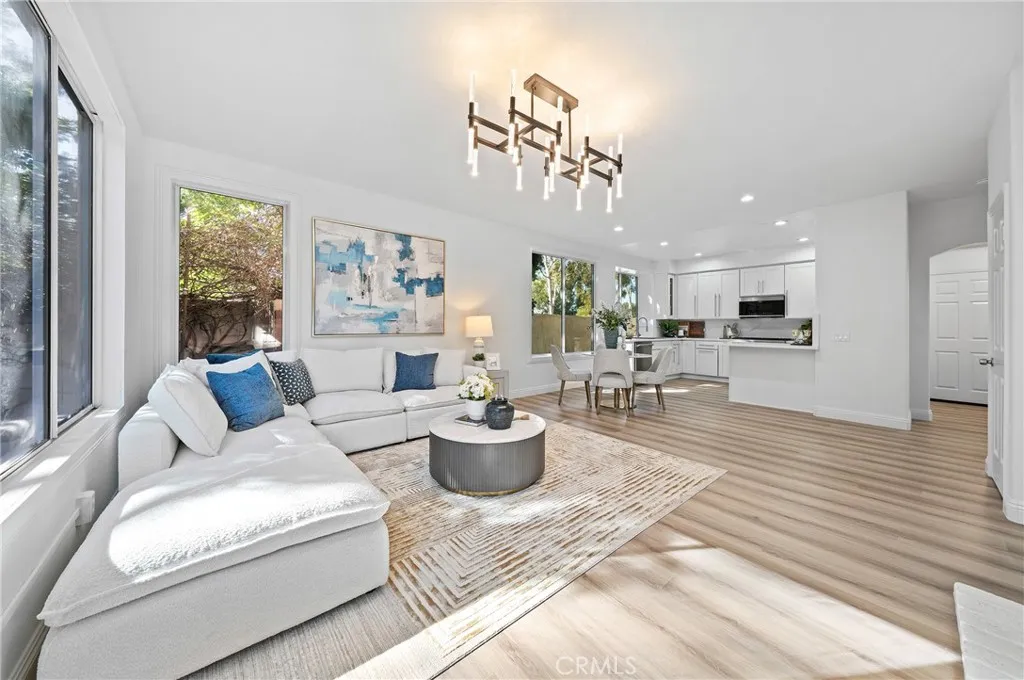 18 Broadleaf, Irvine, California 92612 home-pic-16