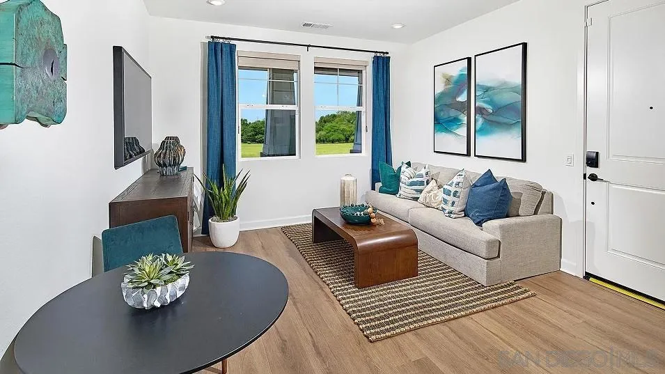 130 Mellano Way, Oceanside, California 92057 home-pic-16