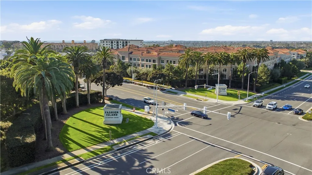 3 Rue Cannes, Newport Beach, California 92660 home-pic-39