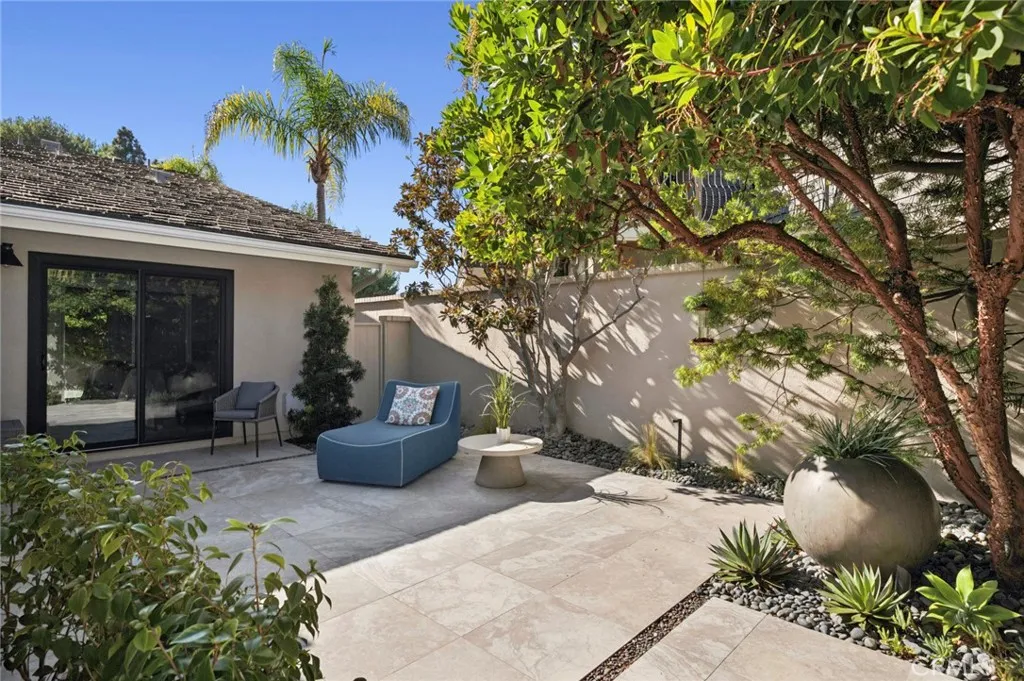 3 Rue Cannes, Newport Beach, California 92660 home-pic-22