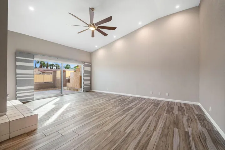 22-web-or-mls-ACRywayPl_OPMG_1125_022