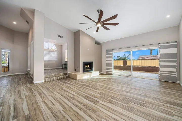 23-web-or-mls-ACRywayPl_OPMG_1125_023