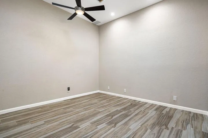 42-web-or-mls-ACRywayPl_OPMG_1125_042