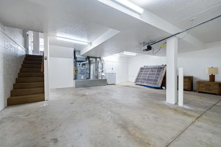 50-web-or-mls-ACRywayPl_OPMG_1125_050