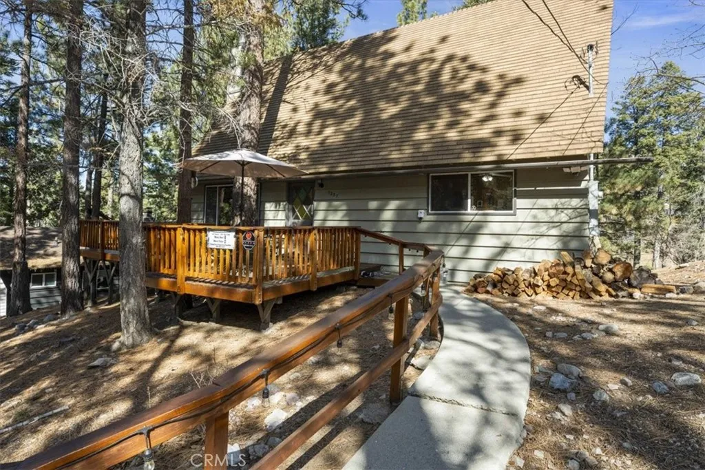 1257 Sand Canyon Court, Big Bear Lake, California 92315 home-pic-9