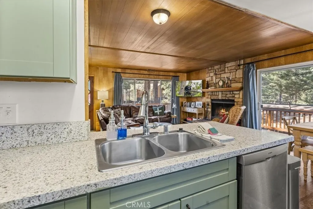1257 Sand Canyon Court, Big Bear Lake, California 92315 home-pic-20