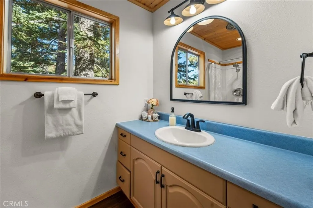 1257 Sand Canyon Court, Big Bear Lake, California 92315 home-pic-36