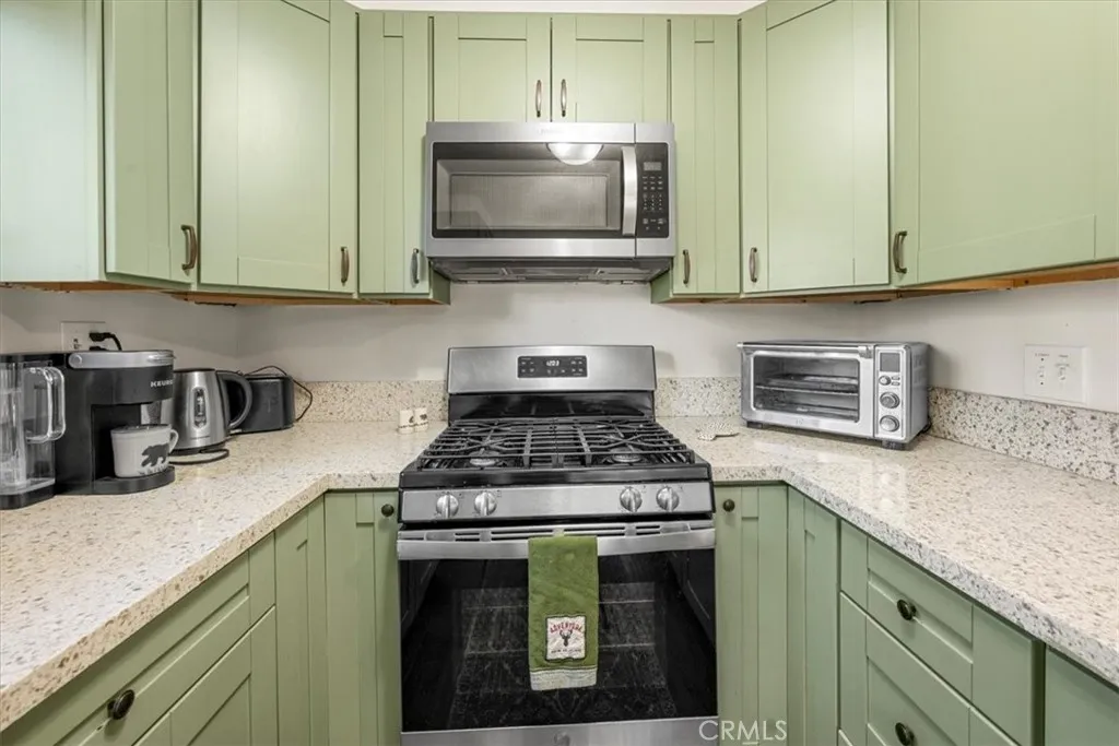 1257 Sand Canyon Court, Big Bear Lake, California 92315 home-pic-19