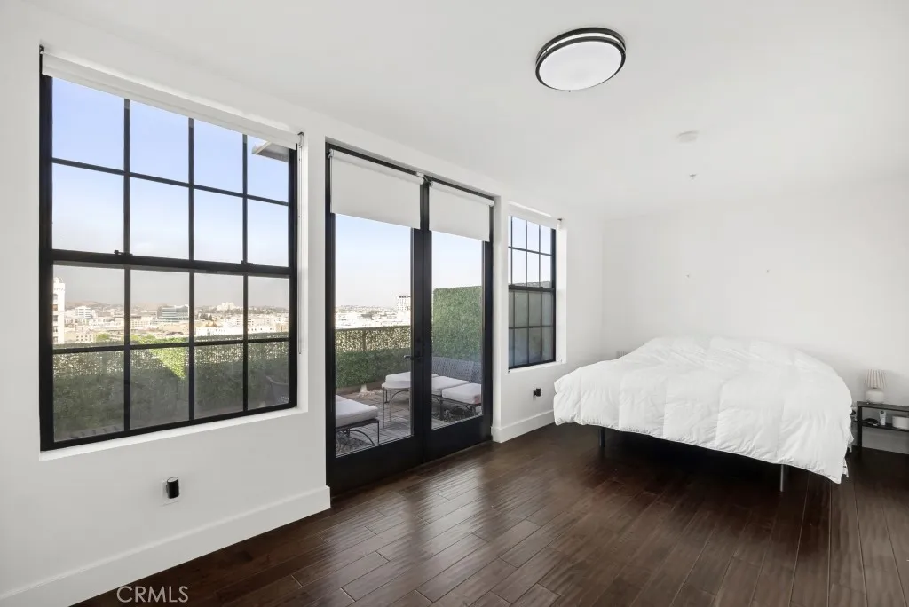 746 S Los Angeles Street 1201, Los Angeles, California 90014 home-pic-34