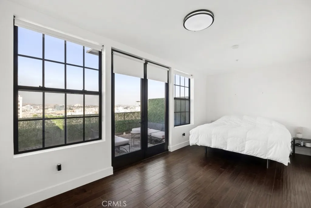 746 S Los Angeles Street 1201, Los Angeles, California 90014 home-pic-16