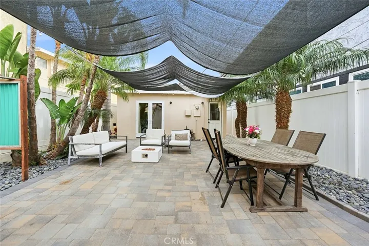 Large backyard for entertaining