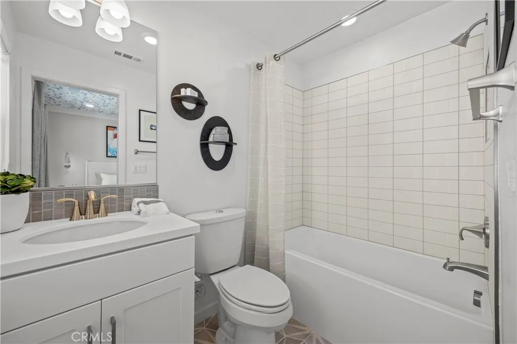 230 Stillwater Lane, Claremont, California 91711 home-pic-11