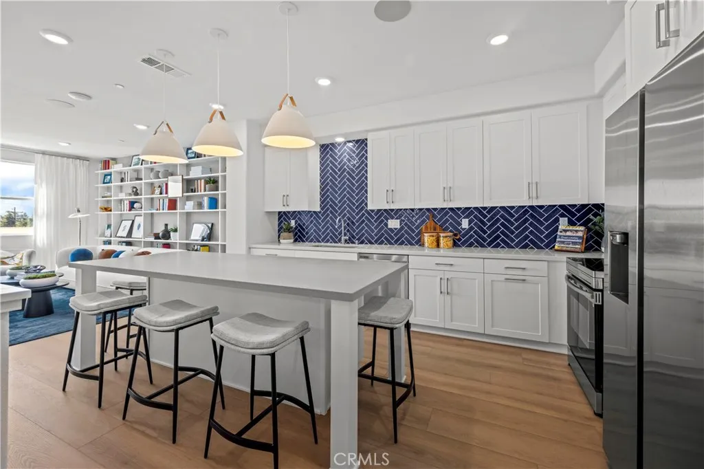 230 Stillwater Lane, Claremont, California 91711 home-pic-3