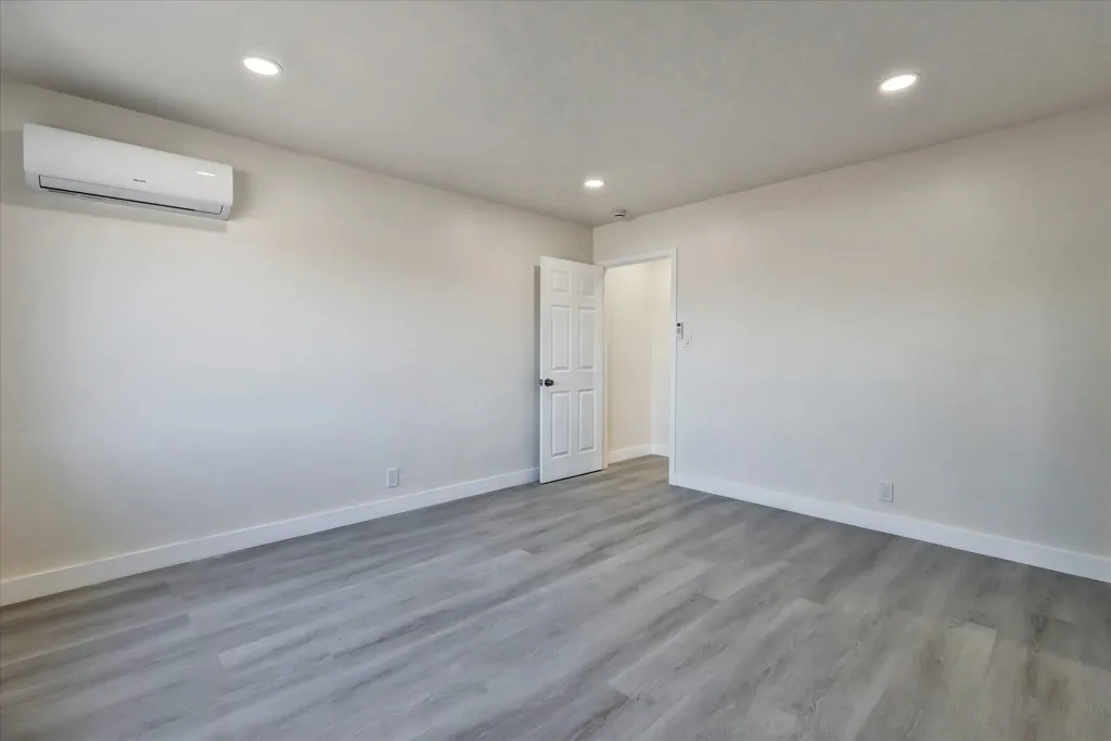 28315 Rochelle Ave, Hayward, California 94544 home-pic-23
