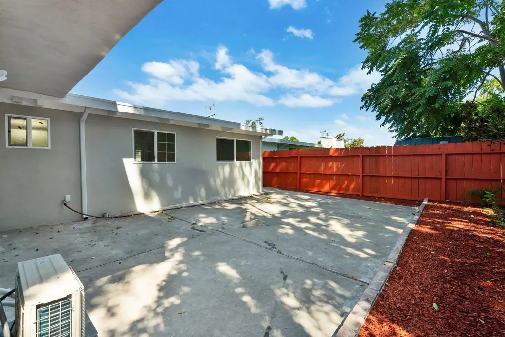 28315 Rochelle Ave, Hayward, California 94544 home-pic-6