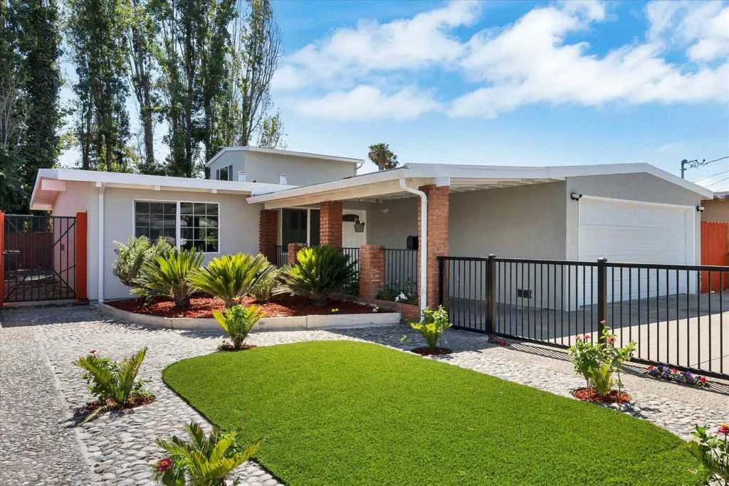 28315 Rochelle Ave, Hayward, California 94544 home-pic-2