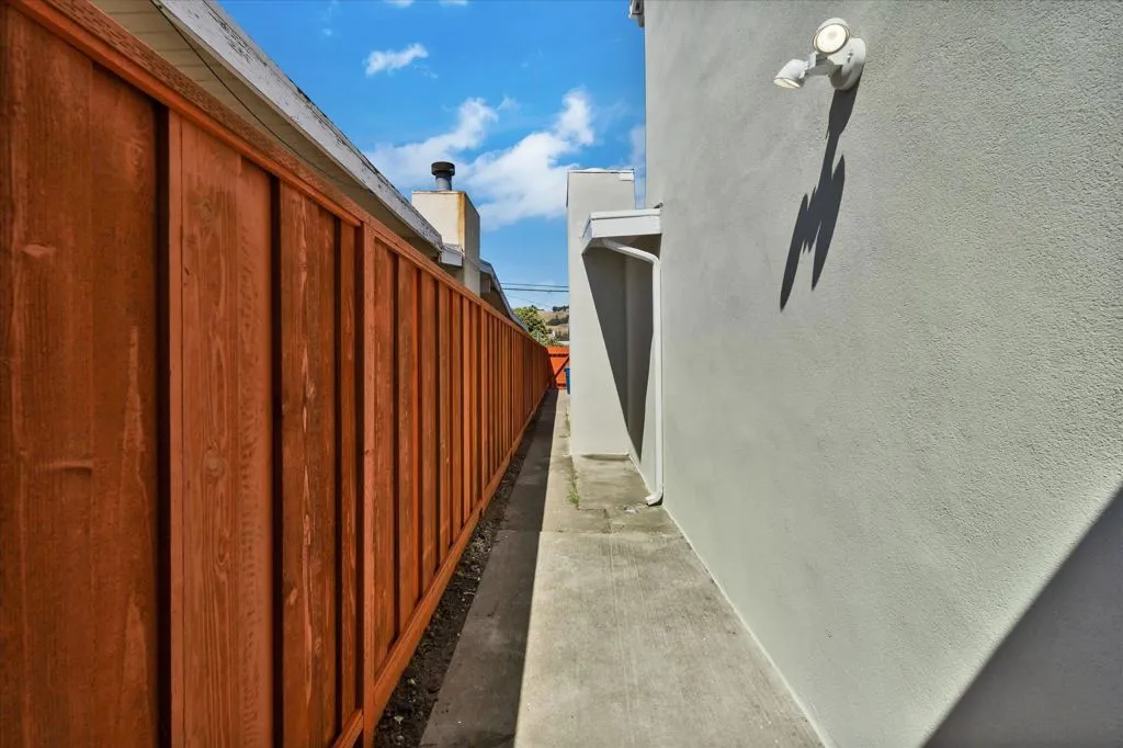 28315 Rochelle Ave, Hayward, California 94544 home-pic-8