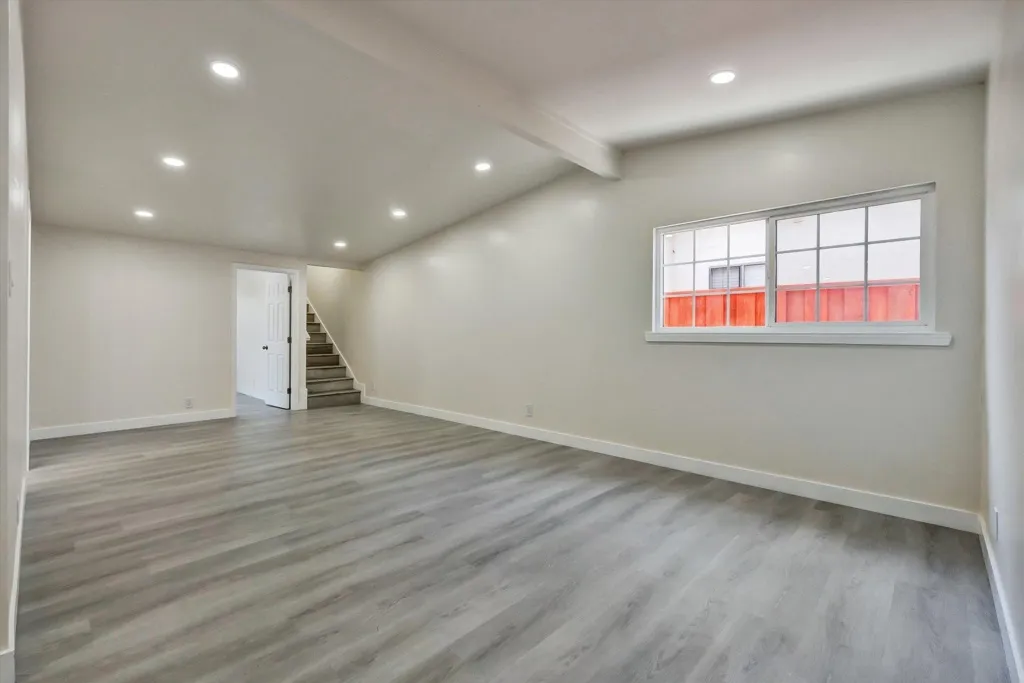 28315 Rochelle Ave, Hayward, California 94544 home-pic-13