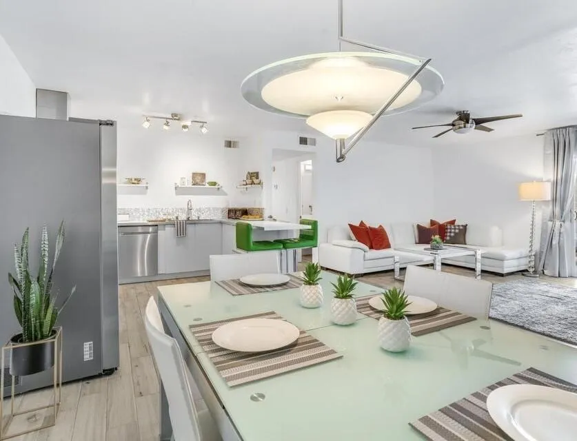 2901 Sunflower Circle W, Palm Springs, California 92262 home-pic-6