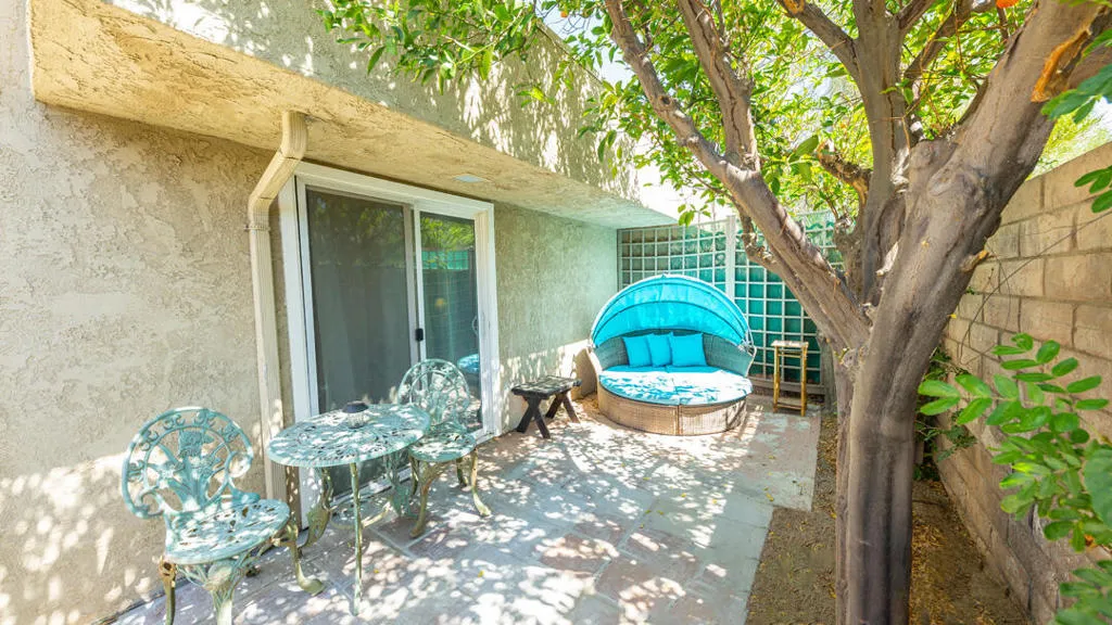 2901 Sunflower Circle W, Palm Springs, California 92262 home-pic-18
