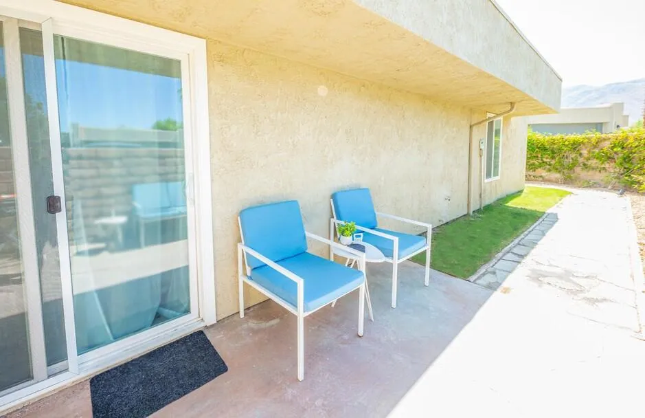2901 Sunflower Circle W, Palm Springs, California 92262 home-pic-17