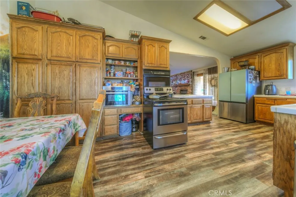 Kitchen /Dining