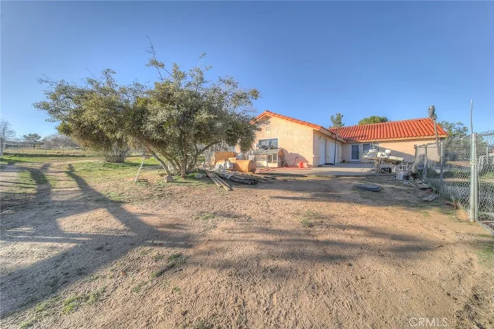 South side and yard area, Dog Kennel