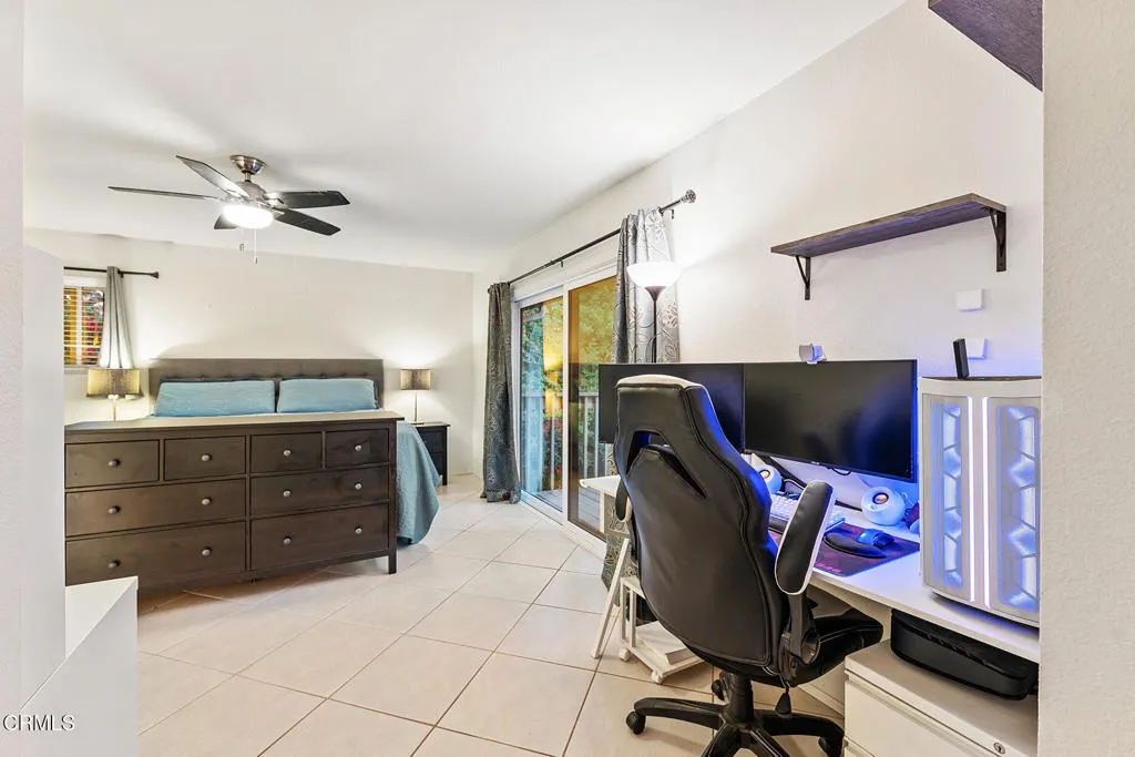 4448 Lubbock Drive C, Simi Valley, California 93063 home-pic-15