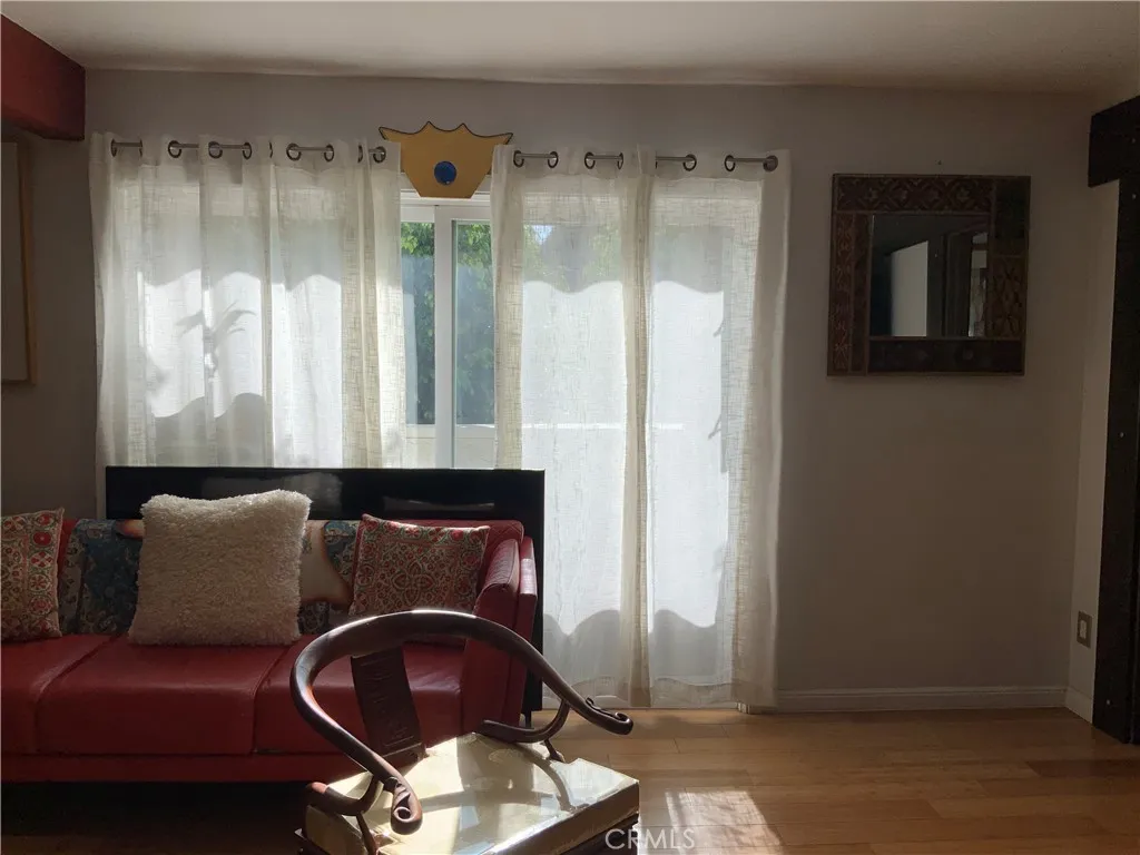 409 Burchett 220, Glendale, California 91203 home-pic-14