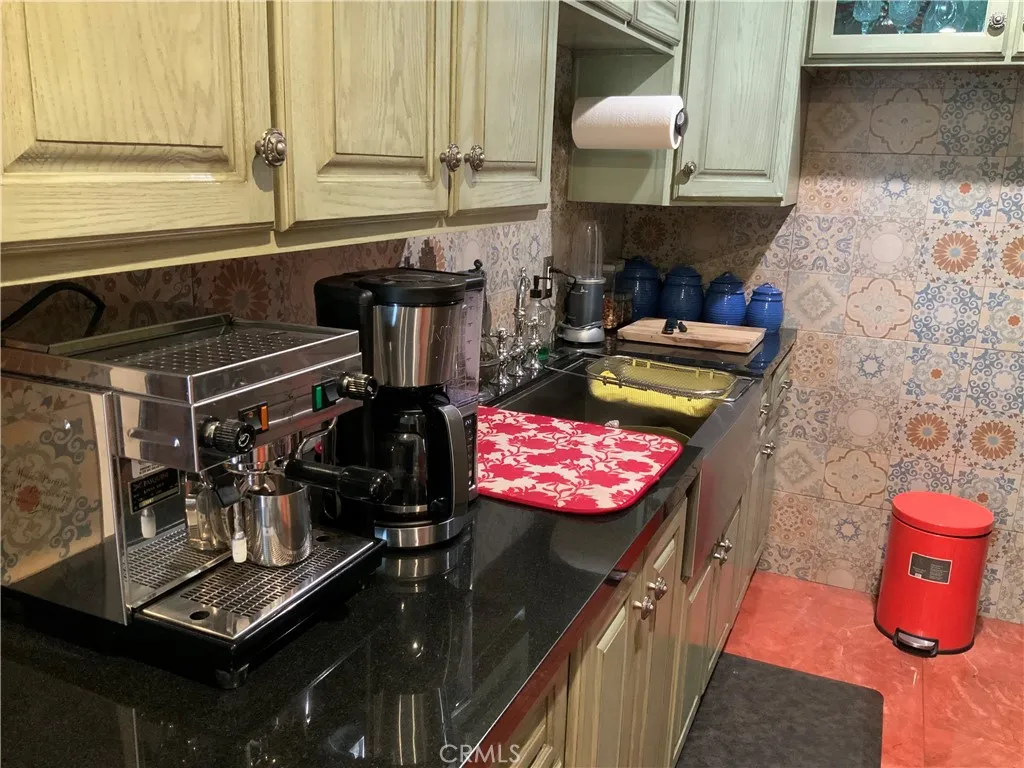 409 Burchett 220, Glendale, California 91203 home-pic-26