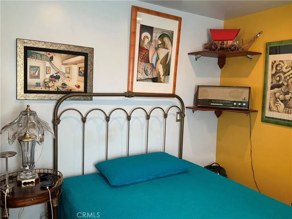 409 Burchett 220, Glendale, California 91203 home-pic-18