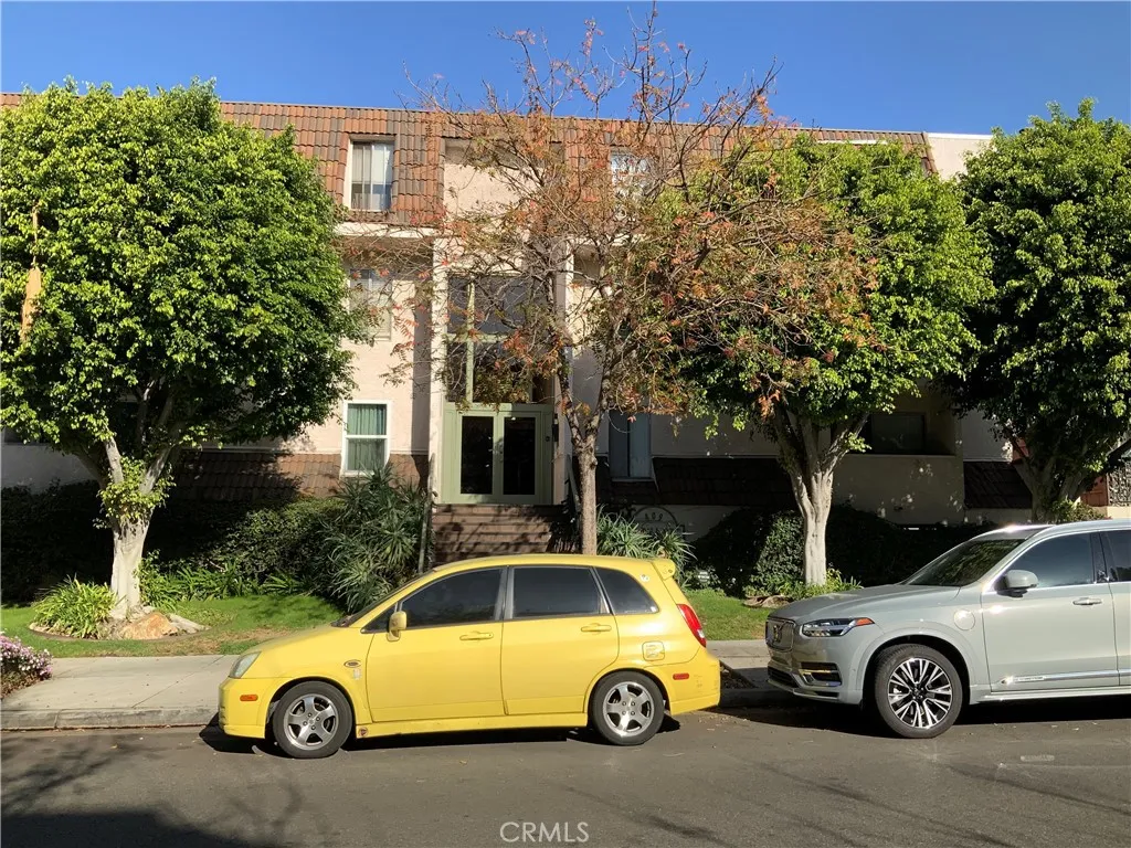 409 Burchett 220, Glendale, California 91203 home-pic-2