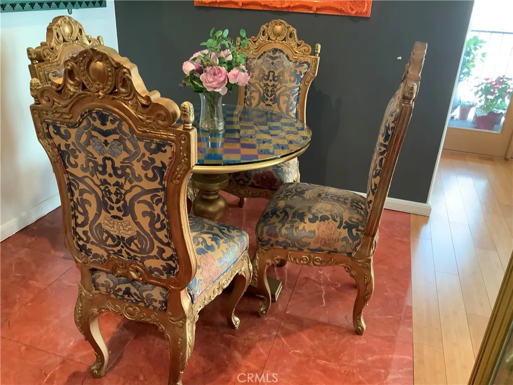 409 Burchett 220, Glendale, California 91203 home-pic-8