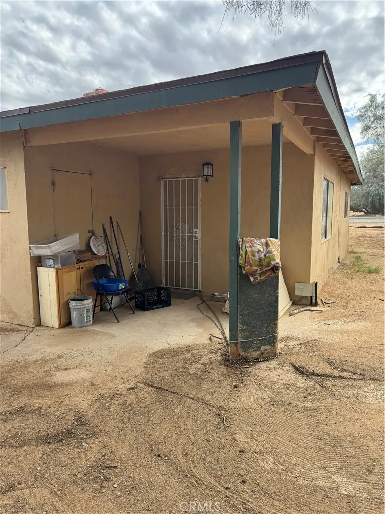 12006 Bartlett Avenue, Adelanto, California 92301 home-pic-6