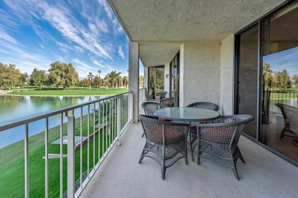 910 Island Drive 206, Rancho Mirage, California 92270 home-pic-4