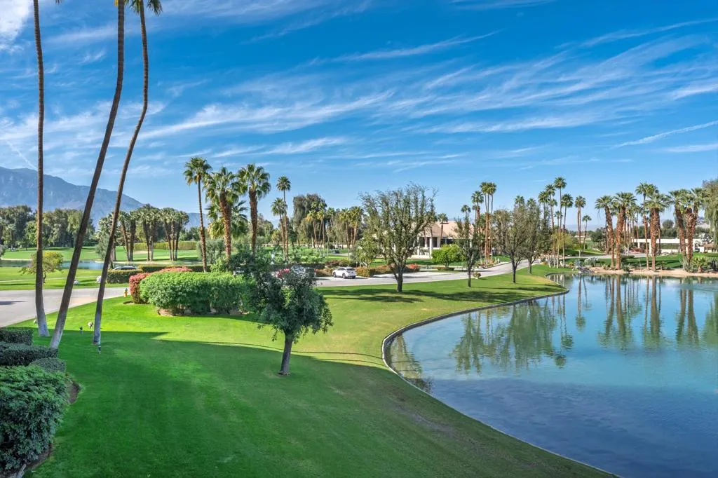 910 Island Drive 206, Rancho Mirage, California 92270 home-pic-7