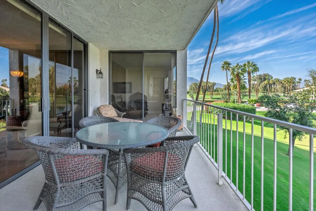 910 Island Drive 206, Rancho Mirage, California 92270 home-pic-5