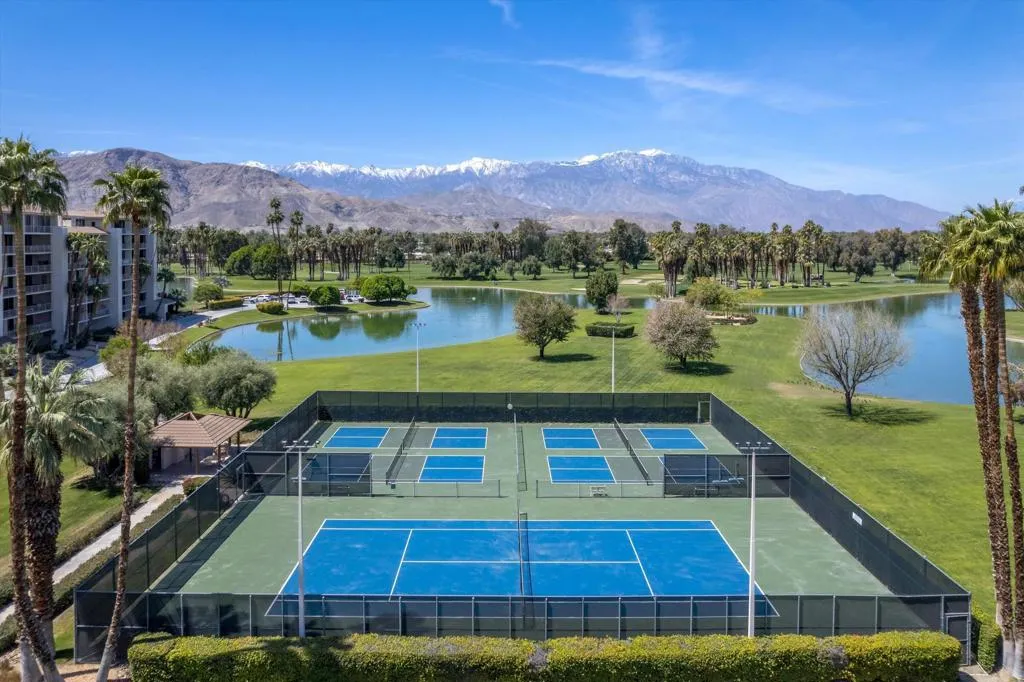 910 Island Drive 206, Rancho Mirage, California 92270 home-pic-36
