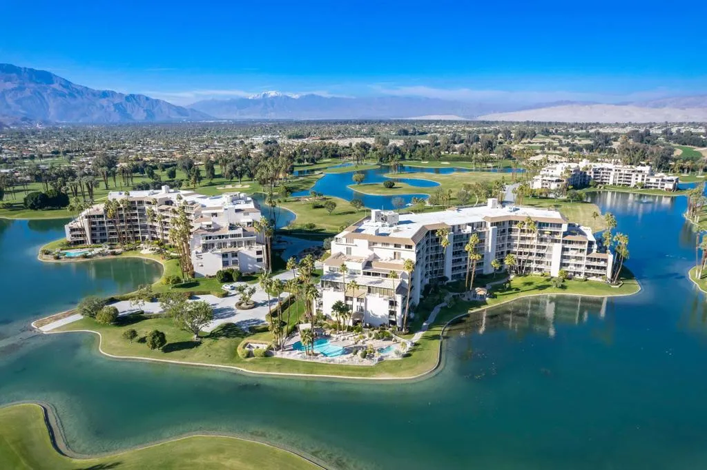 910 Island Drive 206, Rancho Mirage, California 92270 home-pic-40