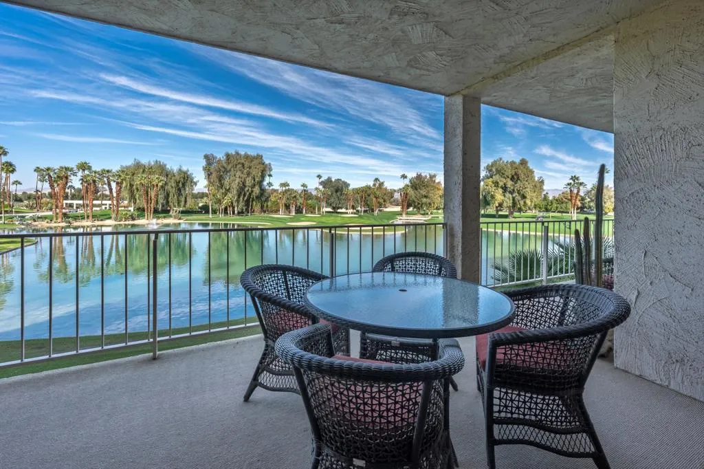 910 Island Drive 206, Rancho Mirage, California 92270 home-pic-1