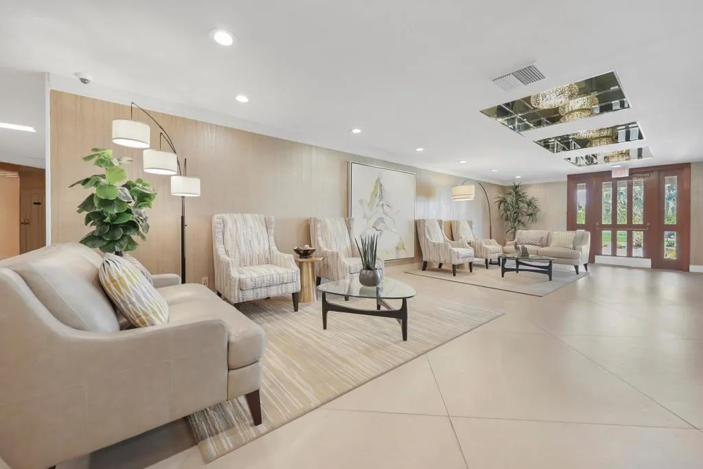 910 Island Drive 206, Rancho Mirage, California 92270 home-pic-32