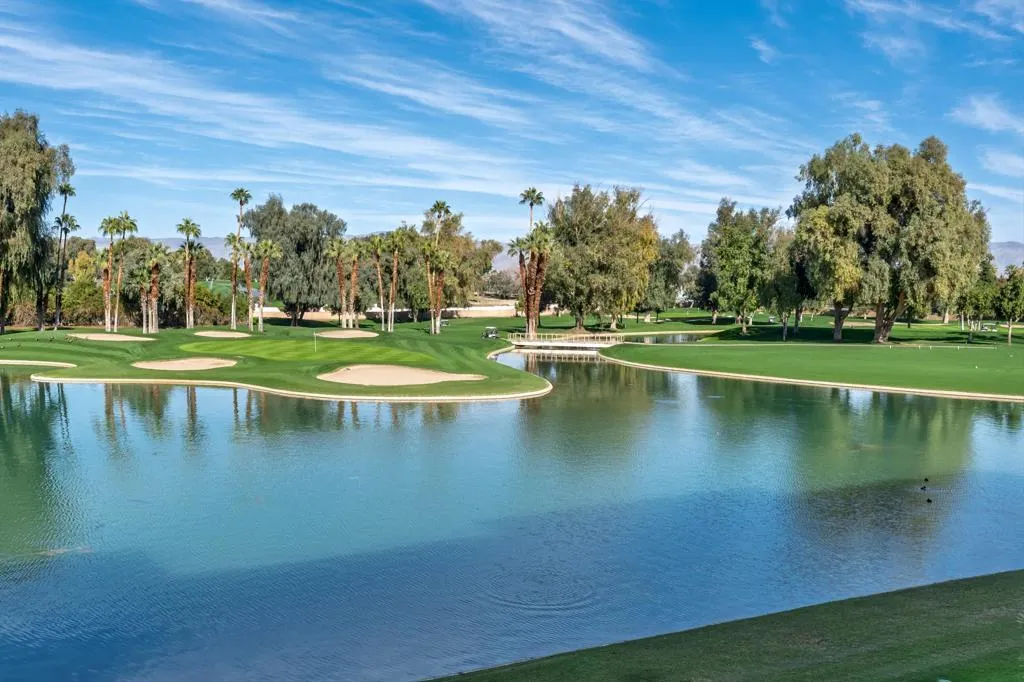 910 Island Drive 206, Rancho Mirage, California 92270 home-pic-3