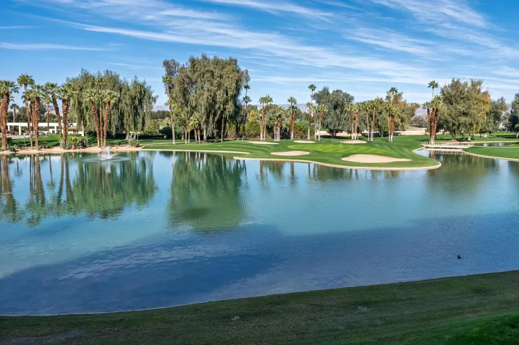 910 Island Drive 206, Rancho Mirage, California 92270 home-pic-2