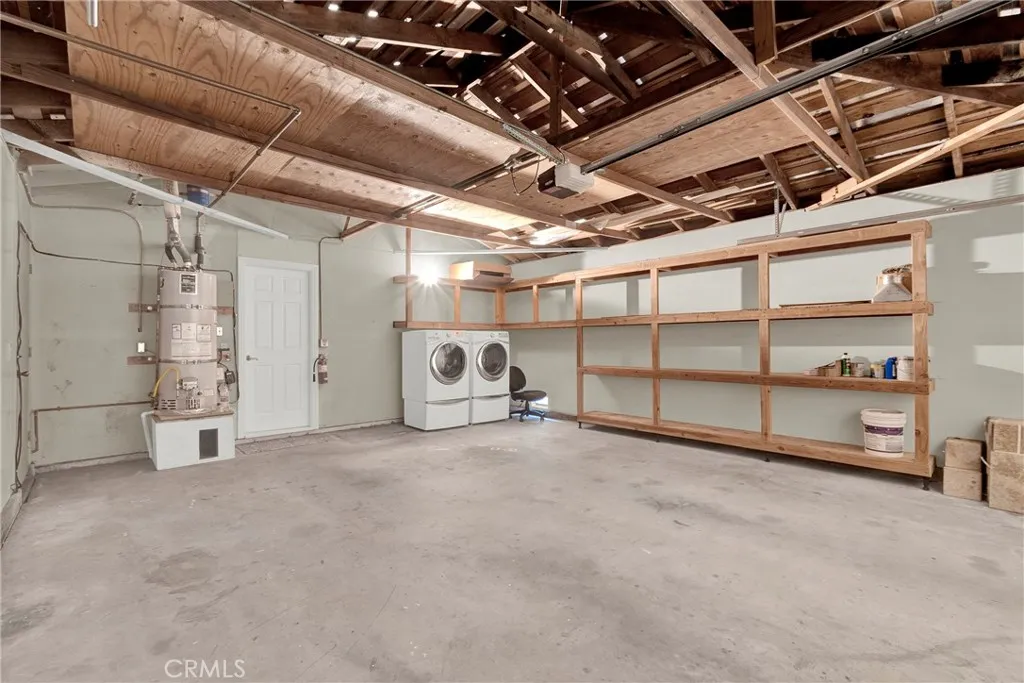917 Helena, Costa Mesa, California 92626 home-pic-24