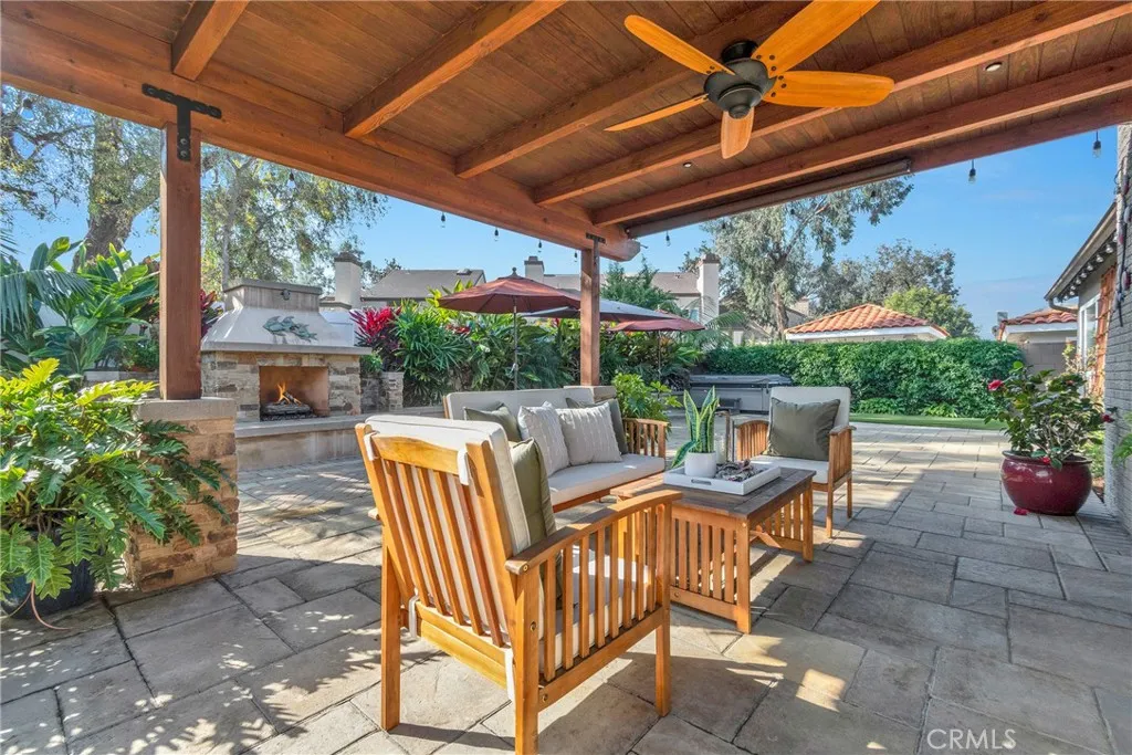 917 Helena, Costa Mesa, California 92626 home-pic-31